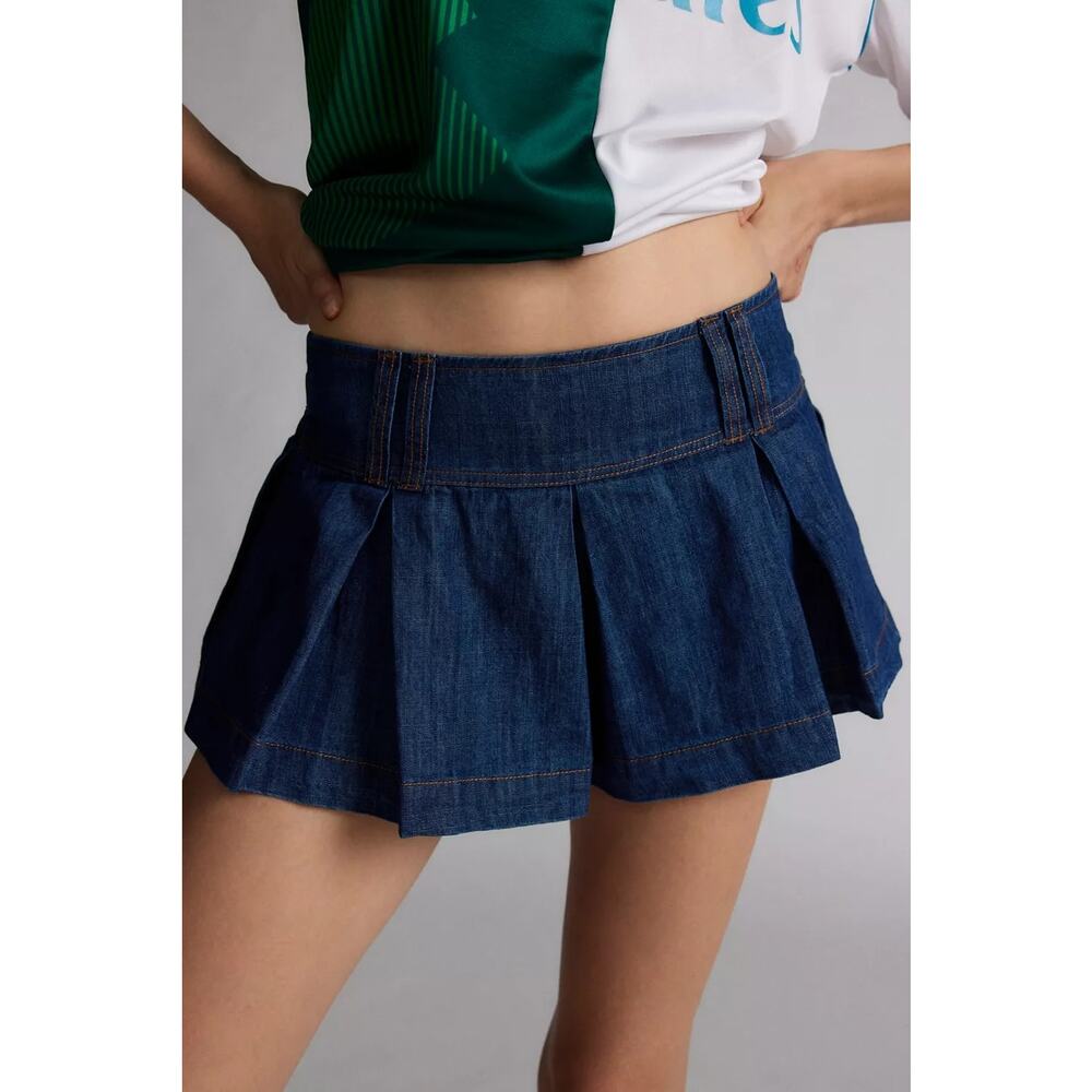 Kimchi Blue Women's Blaire‎ Pleated Denim Micro Shorts Size L